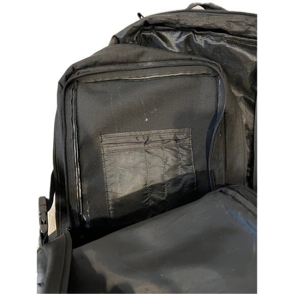 Generic Black Tactical Backpack - Picture 3 of 4